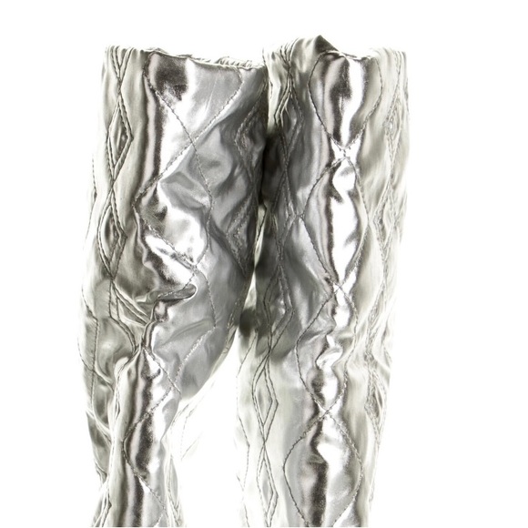 D&G Metallic Silver Leather Boots & Booties - Picture 6 of 17